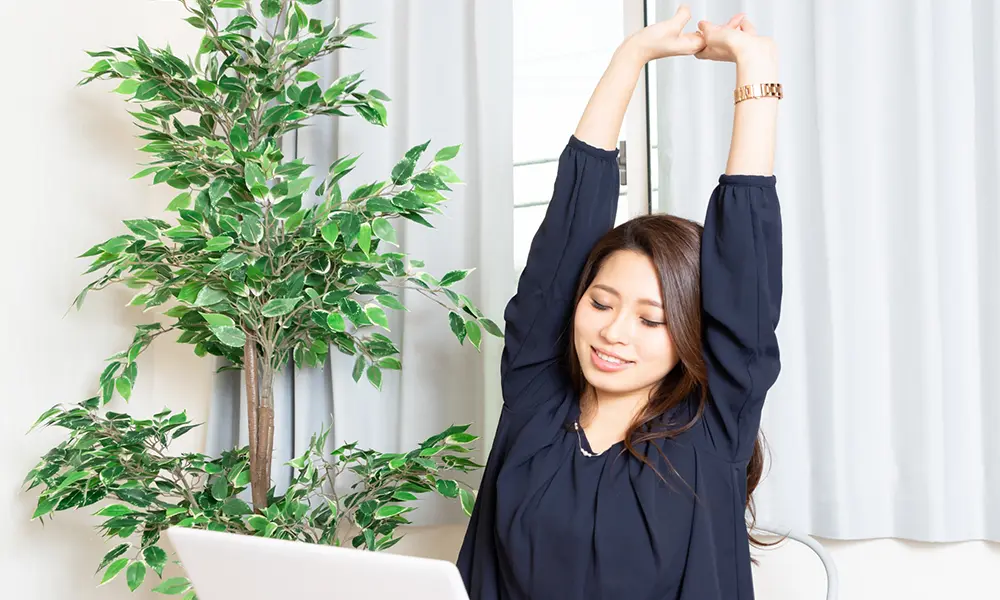 慢性的な不調や疲れに悩んでいる方へ。目を休めるコツと予防法。