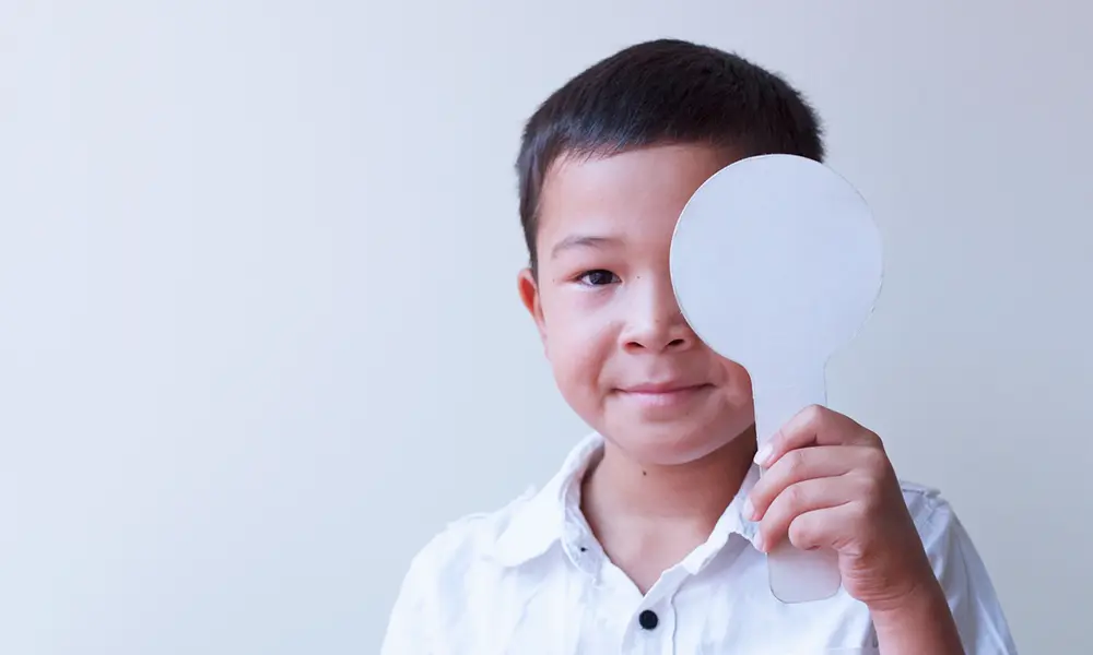 視力1.0でも安心しきってはいけない。未来まで目の健康を守る生活習慣。